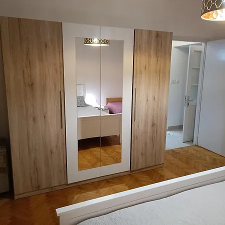 Apartment Kinkela *